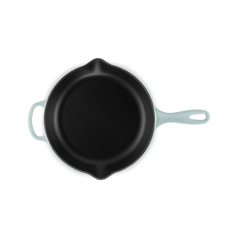 Le Creuset Signature Cast Iron Round Skillet 26cm image number 33